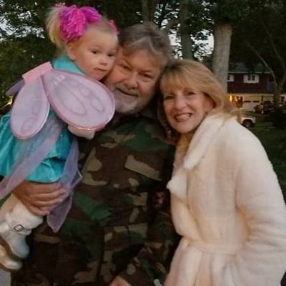 Meet your Posher, Debbi - Picture 1 of 1